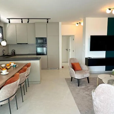 Leonarda Waterfront Residences *