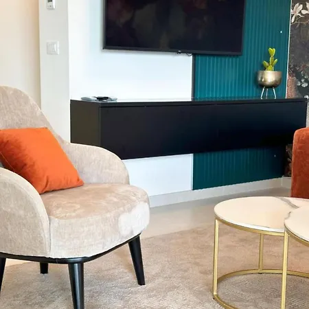 Leonarda Waterfront Residences Apartman Kozino