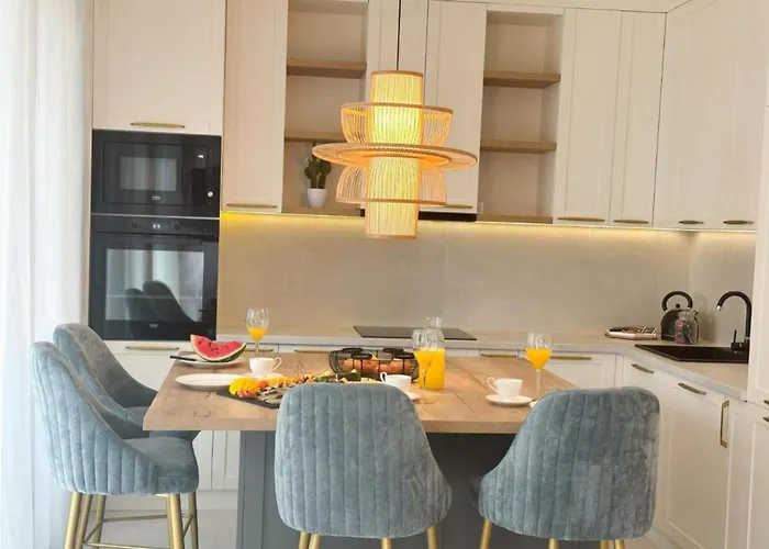 Leonarda Waterfront Residences * Kozino