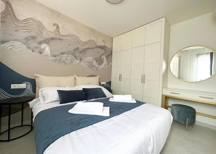 Leonarda Waterfront Residences Apartman Kozino