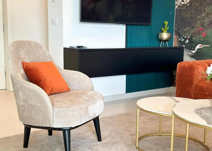 Leonarda Waterfront Residences Apartman Kozino