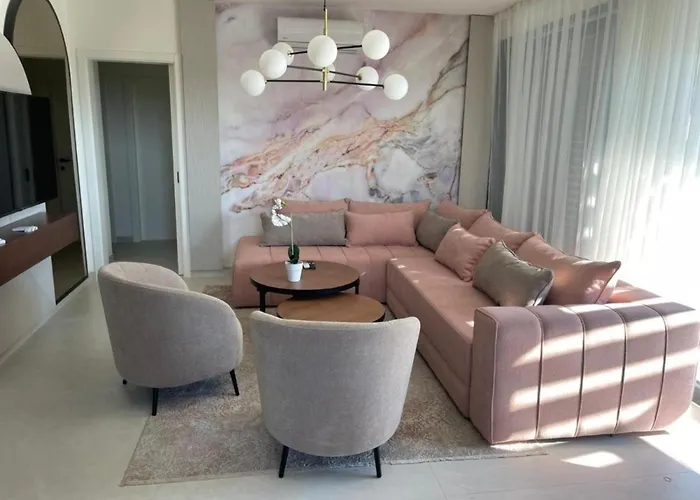 Leonarda Waterfront Residences Kozino