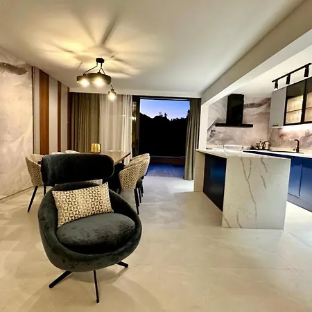 Apartment Leonarda Waterfront Residences Kozino