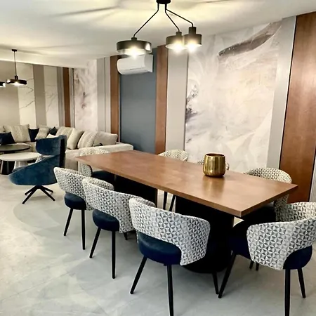 Leonarda Waterfront Residences Apartment Kozino