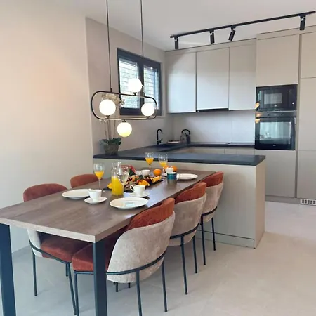 Leonarda Waterfront Residences