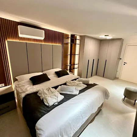 Leonarda Waterfront Residences Apartment