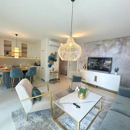 Leonarda Waterfront Residences *
