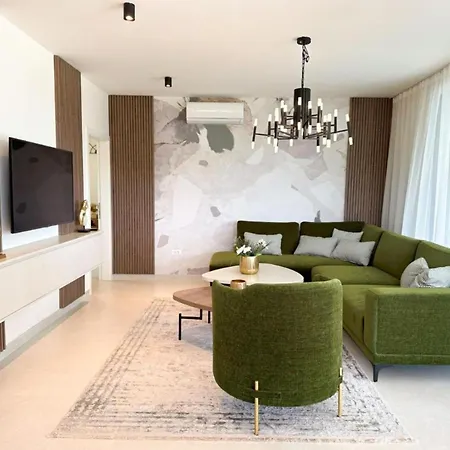 Leonarda Waterfront Residences *