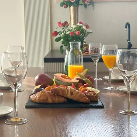 Leonarda Waterfront Residences