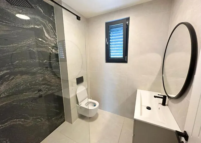 Leonarda Waterfront Residences