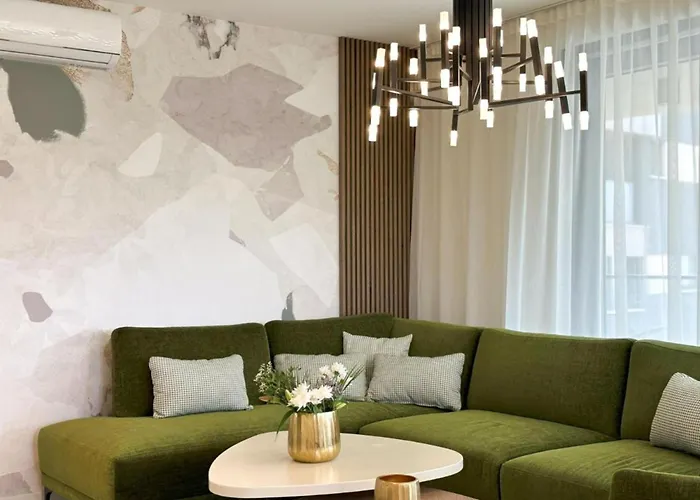 Leonarda Waterfront Residences * Kožino